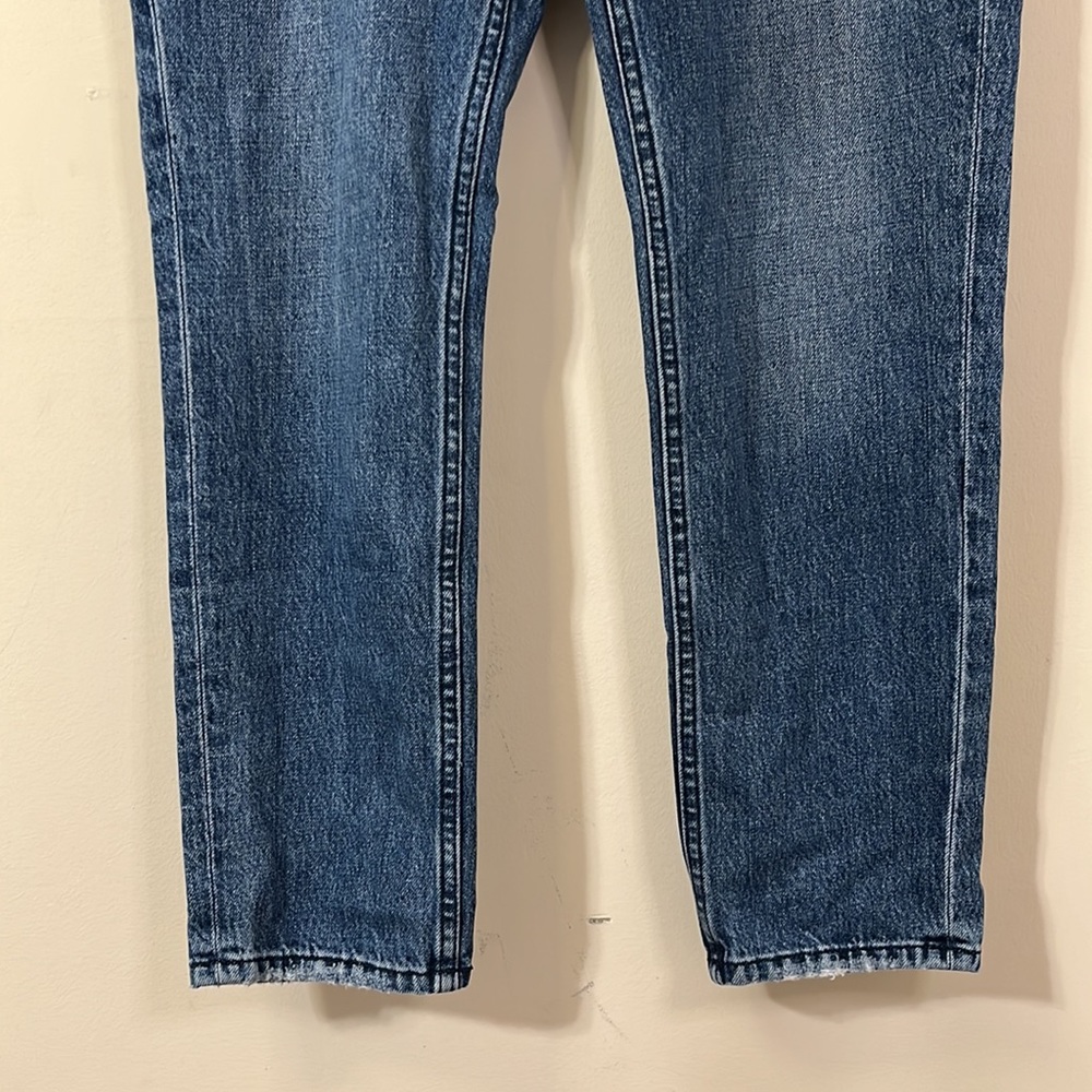 BDG Urban Outfitters Slim Boyfriend Distressed Medium Wash Jeans Size 30 - Picture 3 of 7